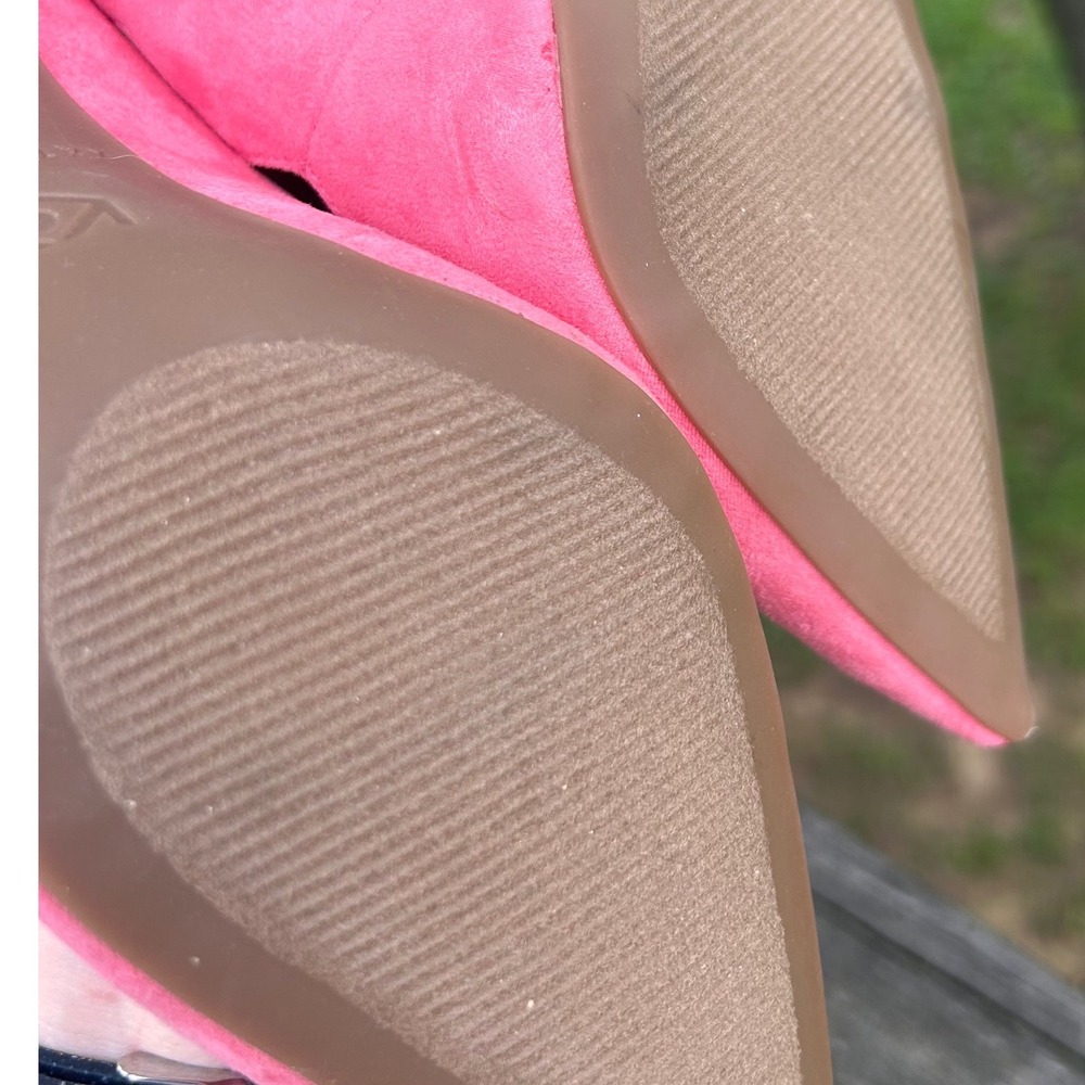 Katy Perry The Dina Scalloped Pumps 9M Pink Suede Pointed Toe Stiletto Barbie - Picture 4 of 7